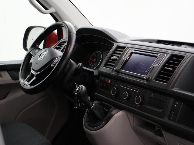 Volkswagen TRANSPORTER 2.0 TDI HIGHLINE + APPLE CARPLAY | TREKHAAK | DAB | NAVIGATIE