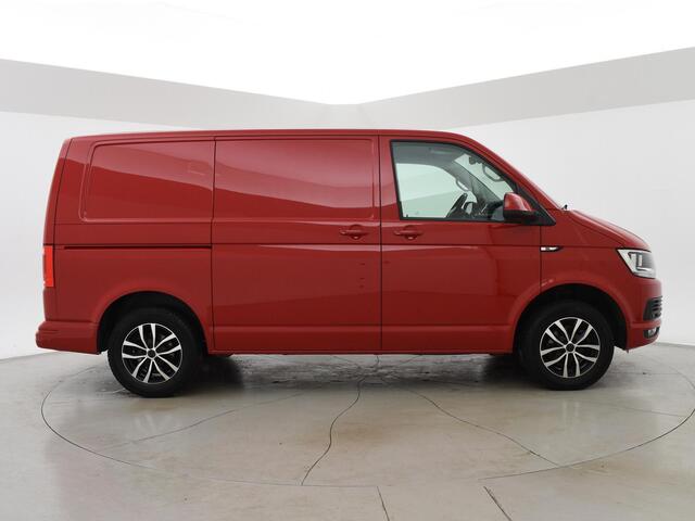 Volkswagen TRANSPORTER 2.0 TDI HIGHLINE + APPLE CARPLAY | TREKHAAK | DAB | NAVIGATIE