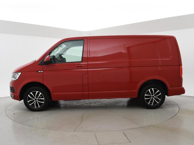 Volkswagen TRANSPORTER 2.0 TDI HIGHLINE + APPLE CARPLAY | TREKHAAK | DAB | NAVIGATIE