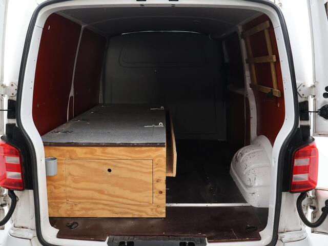 Volkswagen TRANSPORTER 2.0 TDI L1H1 + 18 INCH LMV | NAVIGATIE | DAB | CRUISE CONTROL