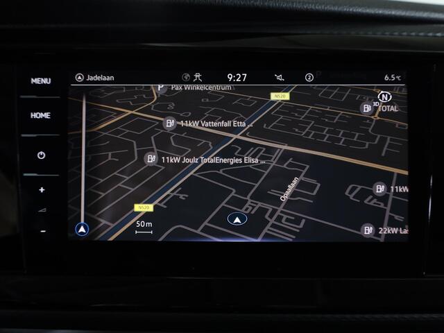 Volkswagen TRANSPORTER 2.0 TDI L2H1 32 DC Bulli 204PK DSG (Automaat) | Luxe Caravelle uitvoering | 2 schuifdeuren | Digitale cockpit | 20 "LM velgen | Automatische airco |