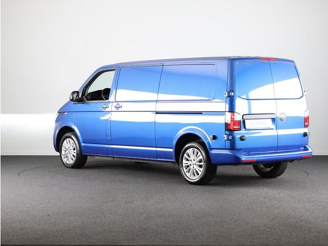Volkswagen TRANSPORTER 2.0 TDI L2H1 30 Highline 204 pk Automaat (DSG) | Navigatie | Adaptieve cruise control | LED koplampen | Stoelverwarming |