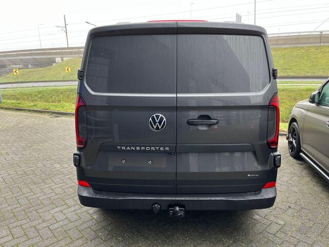 Volkswagen TRANSPORTER Bedrijfswagens PanAmericana 2.0 TDI L2H1 30 4MOTION 170 pk | Achteruitrijcamera | Bestuurdersassistentiepakket Plus | Noodremassistent met voetgangers- en fietserherkenning, uitwijkondersteuning en bij tegemoetkomend verkeer tijdens het afslaan |