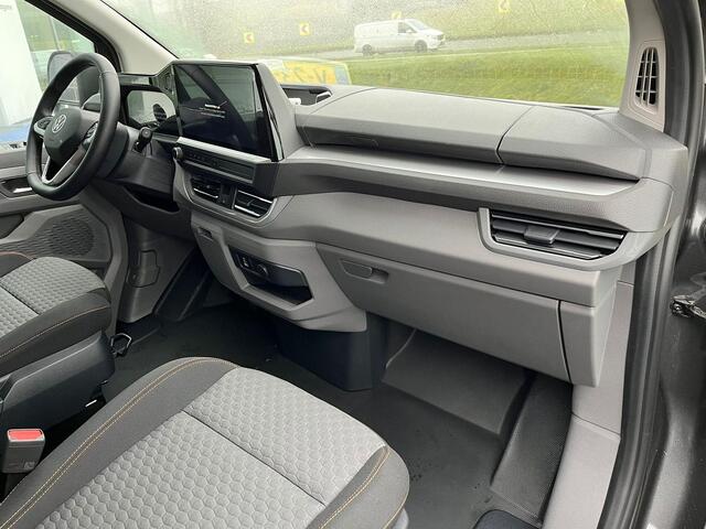 Volkswagen TRANSPORTER Bedrijfswagens PanAmericana 2.0 TDI L2H1 30 4MOTION 170 pk | Achteruitrijcamera | Bestuurdersassistentiepakket Plus | Noodremassistent met voetgangers- en fietserherkenning, uitwijkondersteuning en bij tegemoetkomend verkeer tijdens het afslaan |