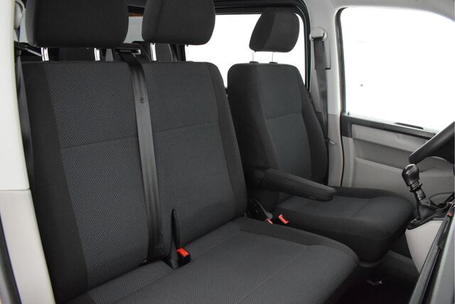 Volkswagen TRANSPORTER 2.0 TDI 102pk L2H1 DC Comfortline 6Pers. Trekhaak Cruise Control