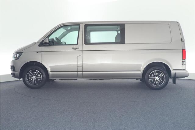 Volkswagen TRANSPORTER 2.0 TDI 102pk L2H1 DC Comfortline 6Pers. Trekhaak Cruise Control