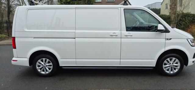 Volkswagen TRANSPORTER 2.0 TDI L2H1 Comfortline Plus Trekhaak*automaat*navigatie*2x sch