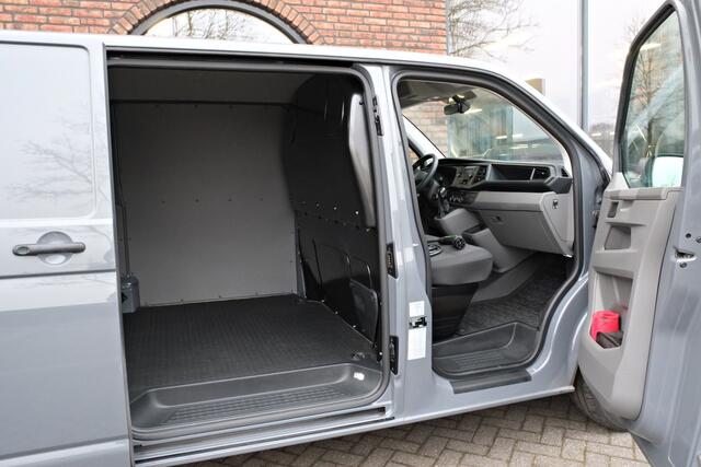 Volkswagen TRANSPORTER L2H1 e-ABT Trekhaak, 3 zits, Achterdeuren