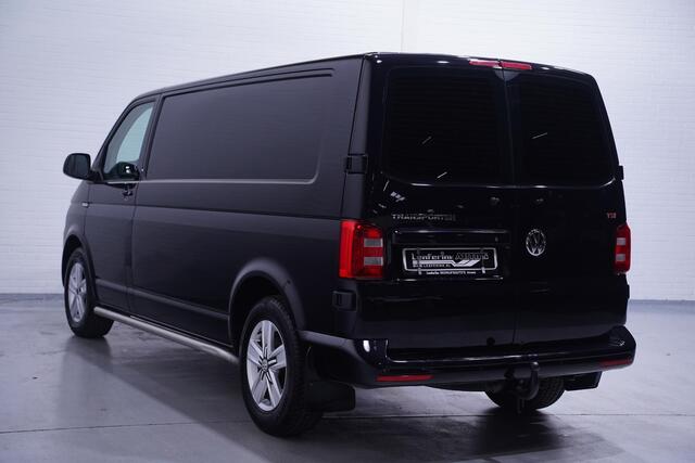 Volkswagen TRANSPORTER 2.0 TDI 204 pk DSG Aut. L2 Navi, Trekhaak 17" LMV, PDC V+A, Laadruimte Pakket, Cruise Control, 3-Zits