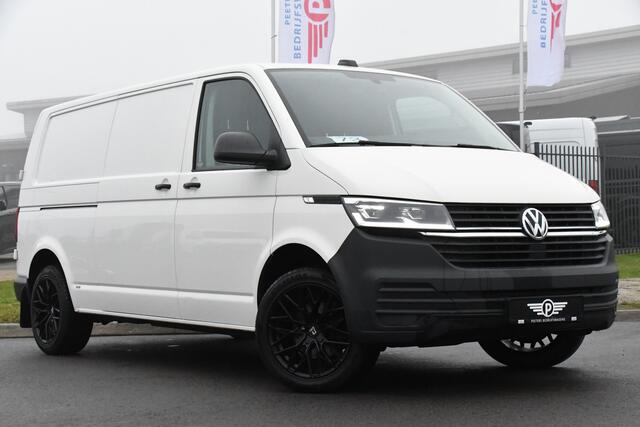 Volkswagen TRANSPORTER 2.0 TDI L2H1 30 PB Edition Cruise, Carplay, 150PK, Automaat, Sensoren, LED, PDC, 2 x Schuifdeur, Trekhaak, UNIEK!
