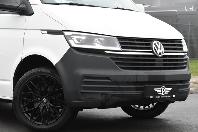 Volkswagen TRANSPORTER 2.0 TDI L2H1 30 PB Edition Cruise, Carplay, 150PK, Automaat, Sensoren, LED, PDC, 2 x Schuifdeur, Trekhaak, UNIEK!