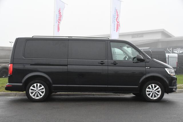 Volkswagen TRANSPORTER 2.0 TDI L2H1 Highline DC Cruise, PDC, NAVI, Multimedia, LED, 140PK, Voorruit verwarming, Trekhaak, UNIEK!