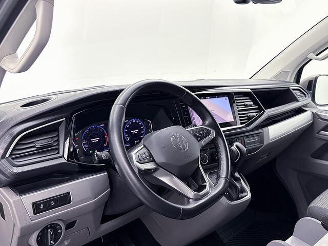 Volkswagen TRANSPORTER 2.0 TDI L2H1 Bulli 199PK 28 4Motion Virtual-cockpit Trekhaak Navigatie Achteruitrijcamera Betimmering Cruise Control