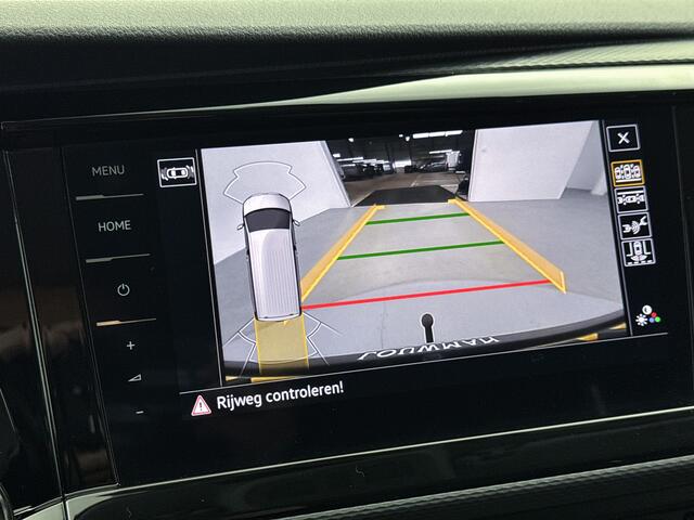 Volkswagen TRANSPORTER 2.0 TDI L2H1 Bulli 199PK 28 4Motion Virtual-cockpit Trekhaak Navigatie Achteruitrijcamera Betimmering Cruise Control