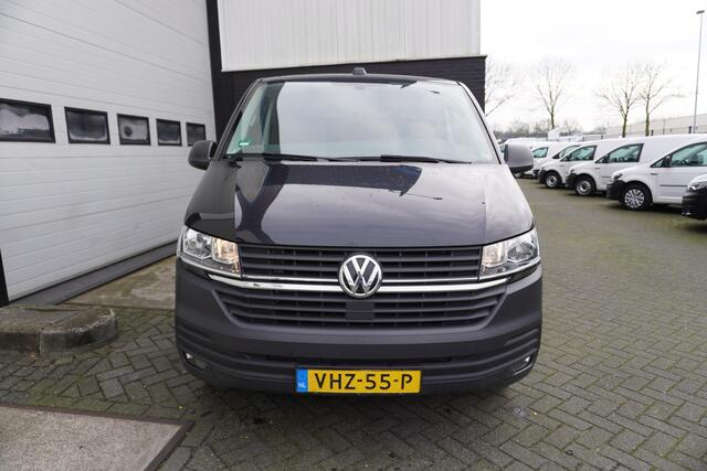 Volkswagen TRANSPORTER 2.0 TDI 150PK L2 EURO 6 - Airco - Cruise - PDC - ¤ 18.900,- Excl.