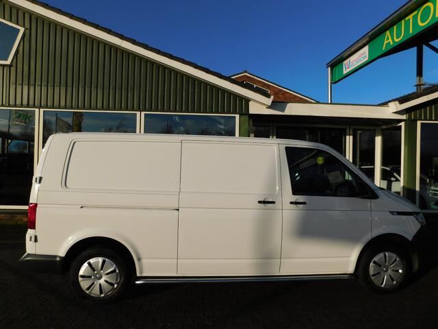 Volkswagen TRANSPORTER 2.0TDI L2H1 110PK! All-in Prijs! Trekhaak! Carplay