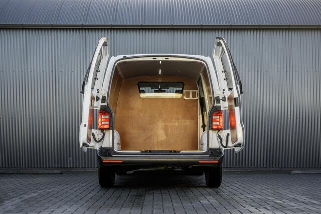 Volkswagen TRANSPORTER T6 2.0 TDI L2H1 | Automaat | 150 PK | Euro 6 | Cruise | Carplay | Airco