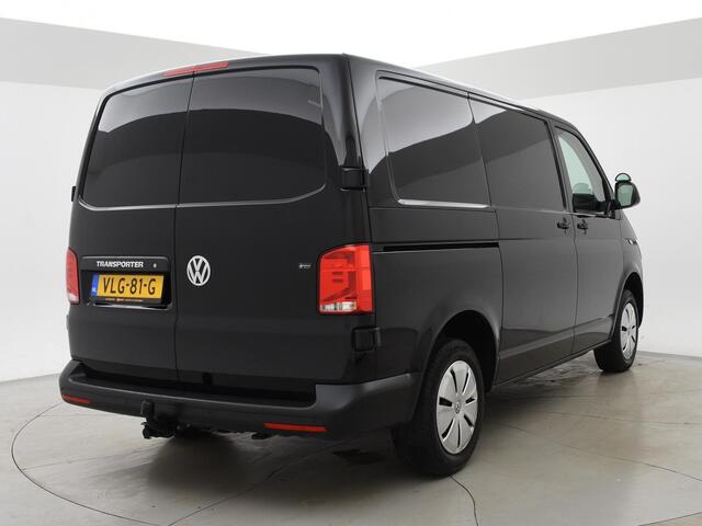 Volkswagen TRANSPORTER T6.1 2.0 TDI L1H1 DEEP BLACK PEARL + APPLE CARPLAY | TREKHAAK
