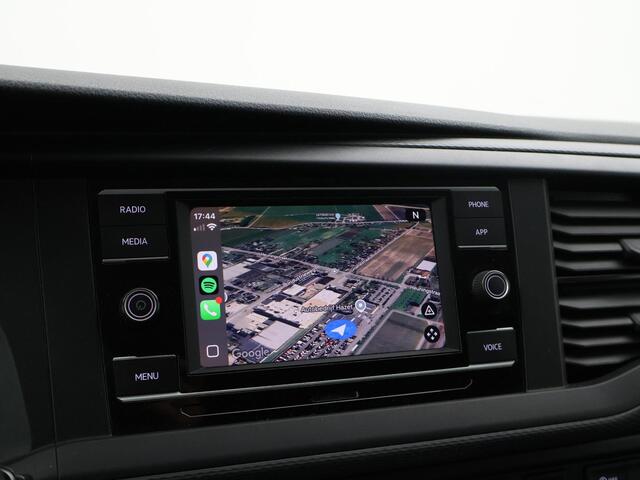 Volkswagen TRANSPORTER T6.1 2.0 TDI L1H1 DEEP BLACK PEARL + APPLE CARPLAY | TREKHAAK