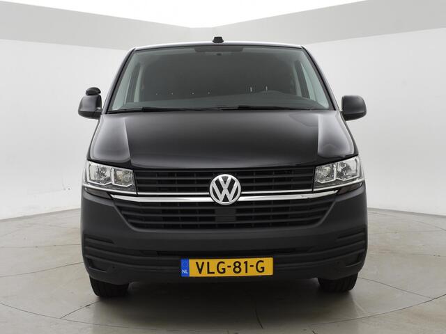 Volkswagen TRANSPORTER T6.1 2.0 TDI L1H1 DEEP BLACK PEARL + APPLE CARPLAY | TREKHAAK