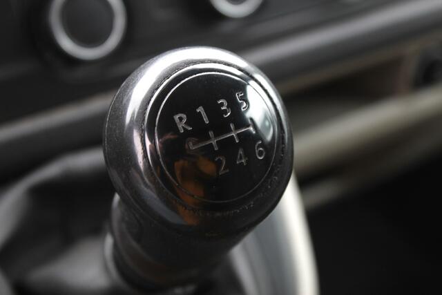 Volkswagen TRANSPORTER 2.0 TDI 140PK L2H2 |TREKHAAK|AIRCO|ACHTERDEUREN