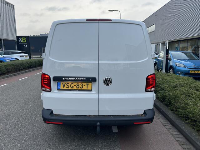 Volkswagen TRANSPORTER 2.0 TDI L2H1 28 150 Pk Comfortline , Navigatie , Betimmering
