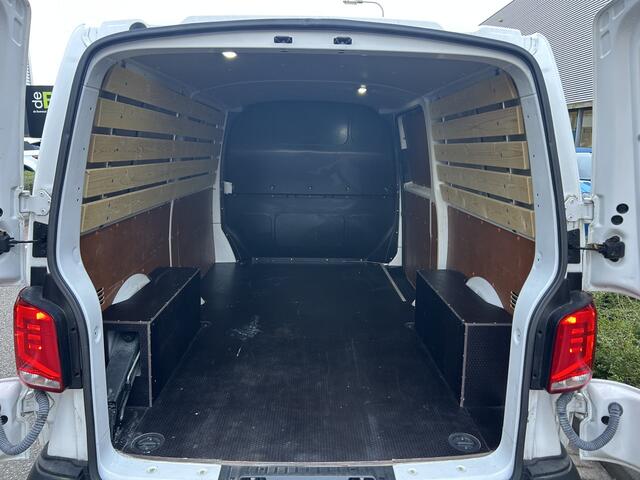 Volkswagen TRANSPORTER 2.0 TDI L2H1 28 150 Pk Comfortline , Navigatie , Betimmering