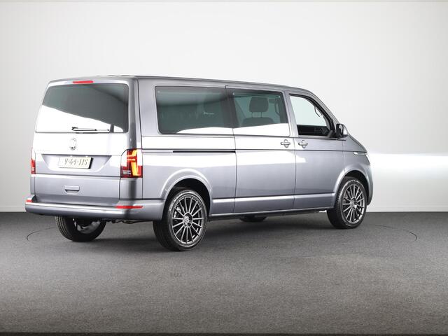 Volkswagen TRANSPORTER 2.0 TDI L2H1 32 DC Bulli 204PK DSG (Automaat) | Luxe Caravelle uitvoering | 2 schuifdeuren | Digitale cockpit | 20 "LM velgen | Automatische airco |
