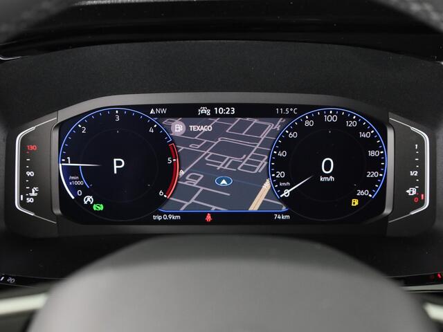 Volkswagen TRANSPORTER 2.0 TDI L2H1 32 DC Bulli 204PK DSG (Automaat) | Luxe Caravelle uitvoering | 2 schuifdeuren | Digitale cockpit | 20 "LM velgen | Automatische airco |