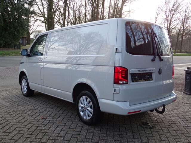 Volkswagen TRANSPORTER 2.0 TDI L1H1 Adaptive cruis Leder Led 3 Zit 1 eig
