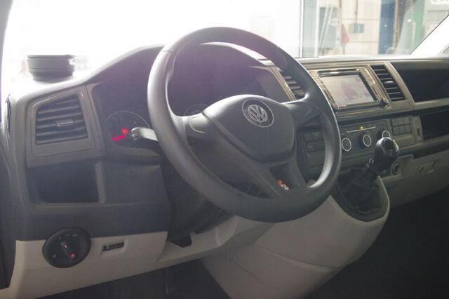 Volkswagen TRANSPORTER 2.0 TDI L2 150PK, AIRCO, CRUISE, NAVI, PARKEERSENSOREN, STOELVERWARMING DUBBELE CABINE LEVERBAAR