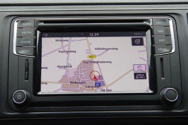 Volkswagen TRANSPORTER 2.0 TDI L2 150PK, AIRCO, CRUISE, NAVI, PARKEERSENSOREN, STOELVERWARMING DUBBELE CABINE LEVERBAAR