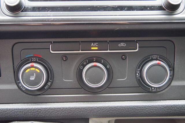 Volkswagen TRANSPORTER 2.0 TDI L2 150PK, AIRCO, CRUISE, NAVI, PARKEERSENSOREN, STOELVERWARMING DUBBELE CABINE LEVERBAAR