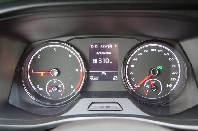 Volkswagen TRANSPORTER 2.0 TDI L2 150PK AUT-7, ADAPT. CRUISE, TREKHAAK, CAMERA, NAVI, APPLE CARPLAY/ANDROID AUTO, AIRCO