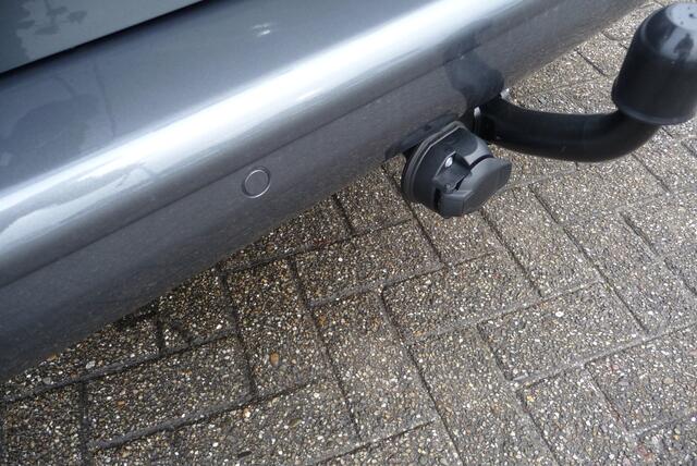 Volkswagen TRANSPORTER 2.0 TDI L2H1 30 Highline 204 pk showroom model 2 schuifdeuren