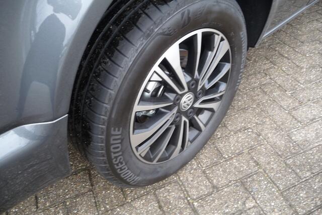 Volkswagen TRANSPORTER 2.0 TDI L2H1 30 Highline 204 pk showroom model 2 schuifdeuren