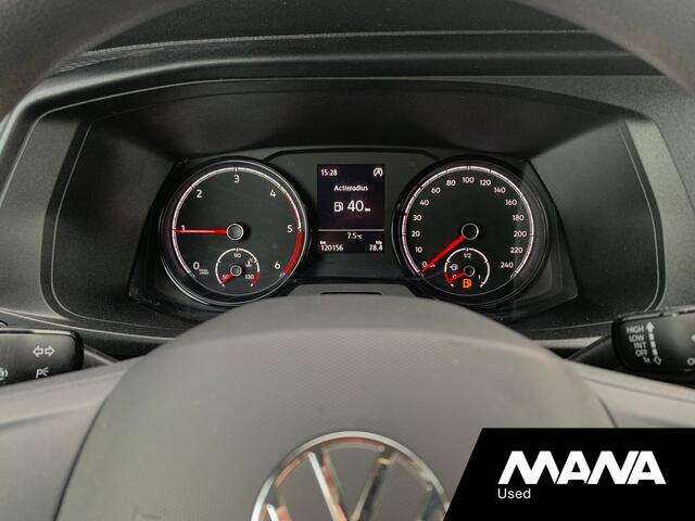 Volkswagen TRANSPORTER 2.0TDI L2H1 DC Dubbel Cabine Airco 12V Trekhaak Sensoren Voorruit-Verwarming Cruise Passagiersstoel DIN Start/Stop Laadruimtebekleding