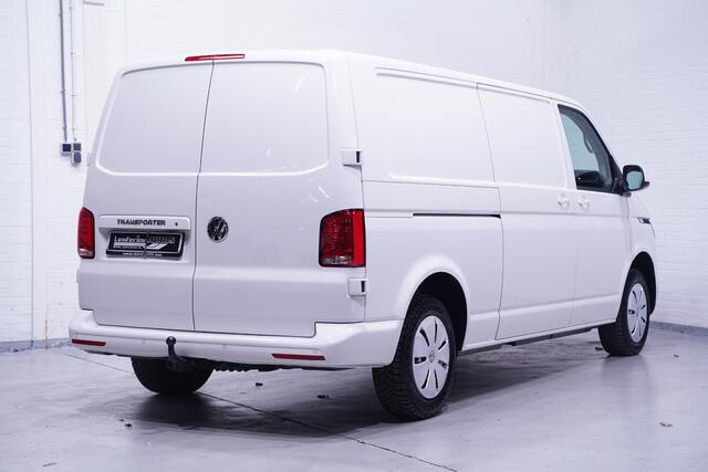 Volkswagen TRANSPORTER 2.0 TDI 110 pk L2H1 Nwe Model NAP, Airco Trekhaak, Cruise Control, Laadruimte Pakket, 2-Zits