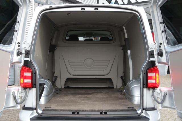 Volkswagen TRANSPORTER 2.0 TDI 150 | DC | L2H1 | Stoelverwarming | Cruise | Airco..