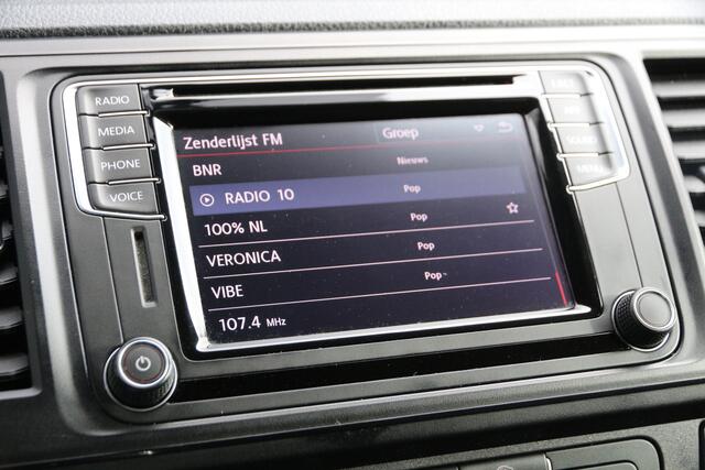 Volkswagen TRANSPORTER 2.0 TDI 150 | DC | L2H1 | Stoelverwarming | Cruise | Airco..