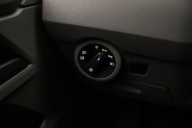 Volkswagen TRANSPORTER Bestelwagen 2.0 TDI 150pk DSG L2H1 | LED Koplampen | Camera | Navigatie dmv app-connect | AdaptiveCruise