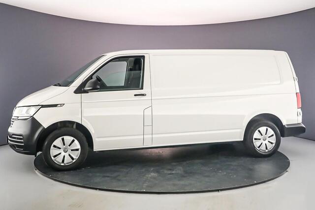 Volkswagen TRANSPORTER Bestelwagen T6.1 2.0 TDI 150PK L2H1 Parkeersensoren voor & achter | DAB+ | Bluetooth | Airco | Betimmering | Bijrijdersbank