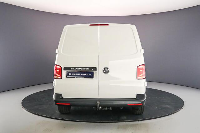 Volkswagen TRANSPORTER Bestelwagen T6.1 2.0 TDI 150PK L2H1 Parkeersensoren voor & achter | DAB+ | Bluetooth | Airco | Betimmering | Bijrijdersbank