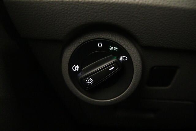 Volkswagen TRANSPORTER Bestelwagen 2.0 TDI 150pk DSG L2H1 | LED Koplampen | Navigatie | Cruise Control