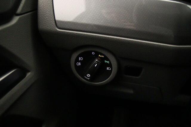 Volkswagen TRANSPORTER Dubbele cabine T6.1 2.0 TDI 204PK DSG L2H1 Highline Dubbele Schuifdeur | Lederen bekleding | Stoelverwarming | Navigatie