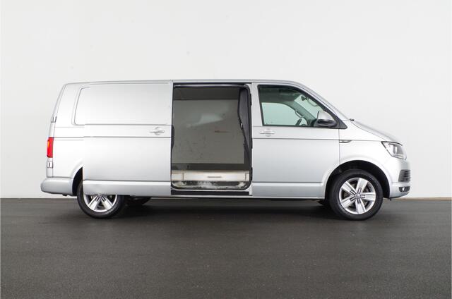 Volkswagen TRANSPORTER 2.0 TDI L2H1 Highline 150pk > Automaat/trekhaak/lm velgen/L2 lange uitvoering....