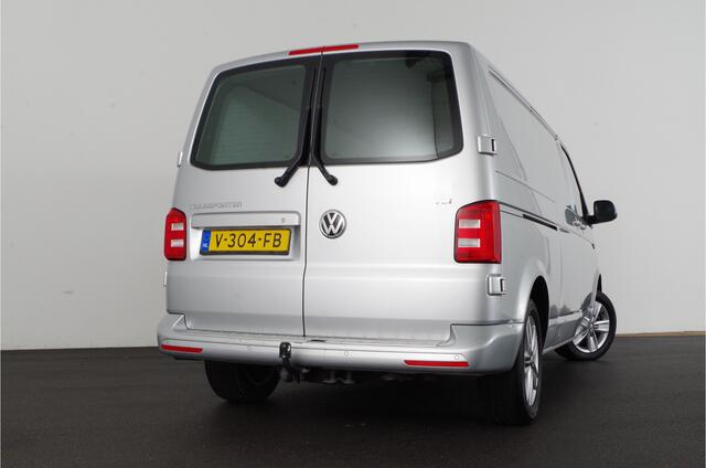 Volkswagen TRANSPORTER 2.0 TDI L2H1 Highline 150pk > Automaat/trekhaak/lm velgen/L2 lange uitvoering....