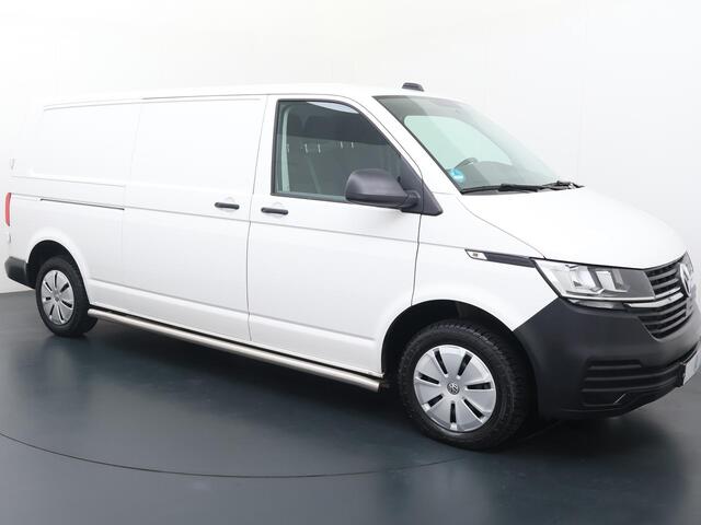 Volkswagen TRANSPORTER 2.0 TDI L2H1 28 Economy Business | 110 PK | Trekhaak | Parkeersensoren achter | 2 zitplaatsen rechtsvoor |