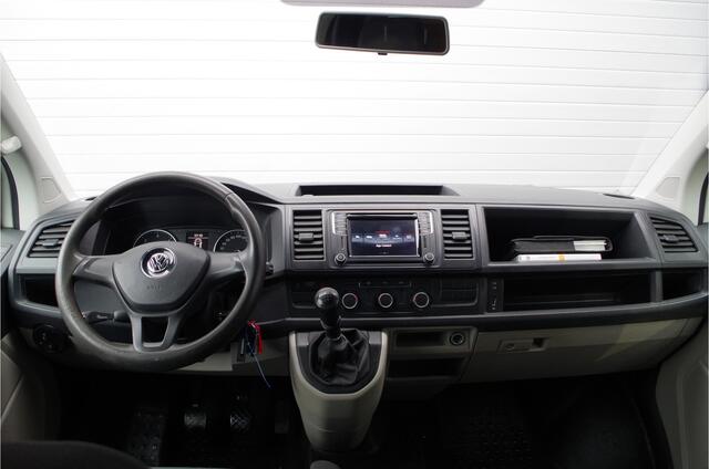 Volkswagen TRANSPORTER 2.0 TDI L1H1 > trekhaak/imperiaal/cruise control/navigatie...