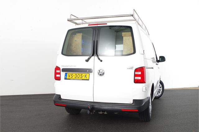 Volkswagen TRANSPORTER 2.0 TDI L1H1 > trekhaak/imperiaal/cruise control/navigatie...